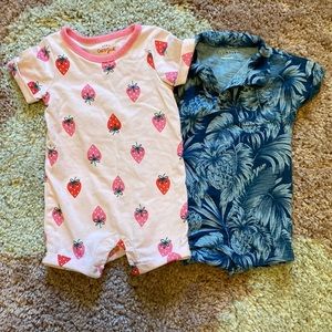 Set of short sleeve rompers